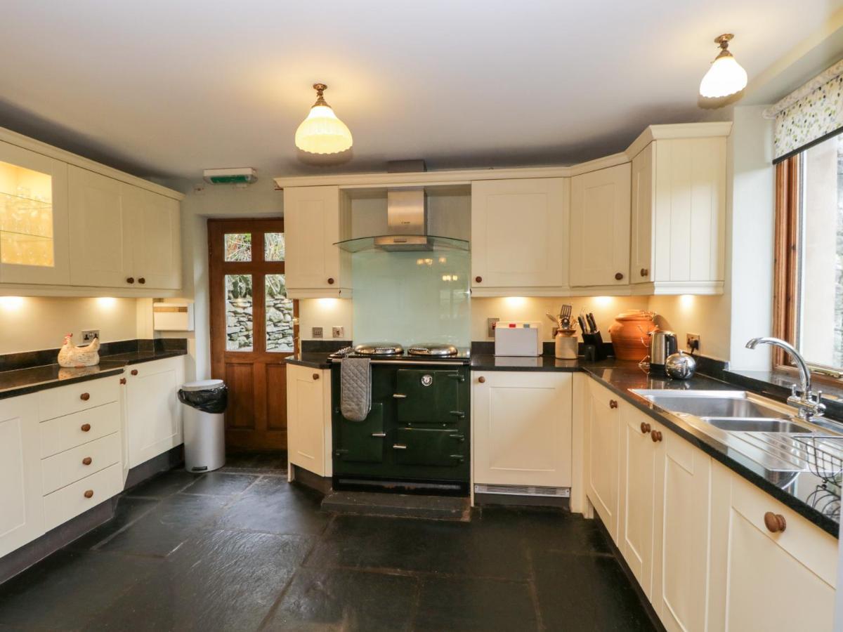Scandale Bridge Cottage Ambleside Exterior photo